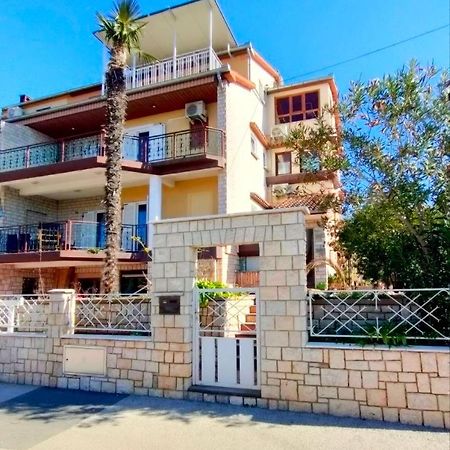 Skajla Apartments Медулин Екстериор снимка