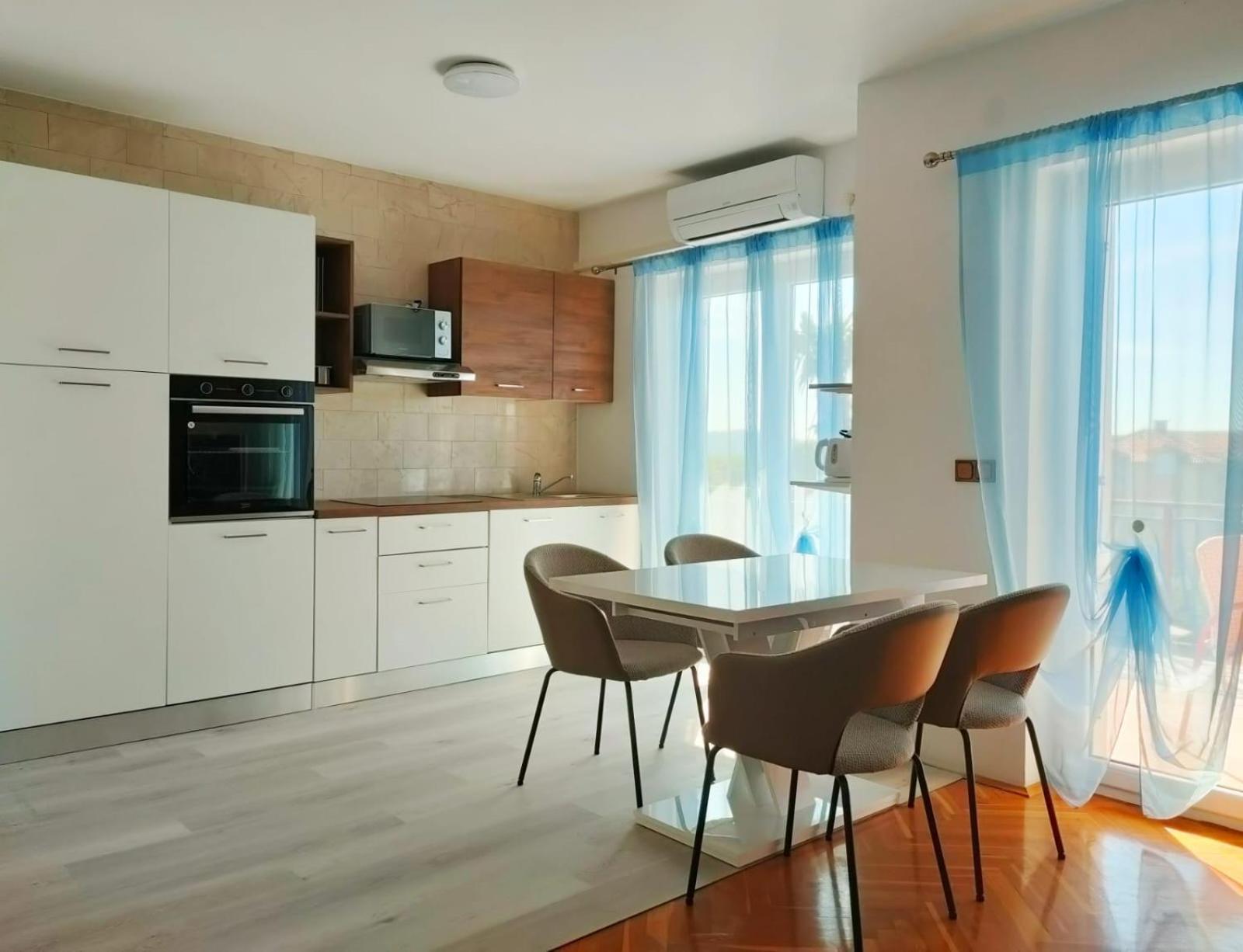 Skajla Apartments Медулин Екстериор снимка