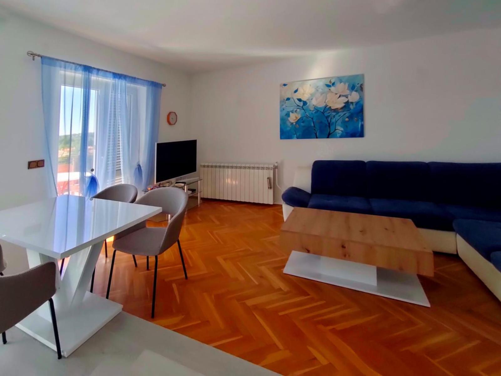 Skajla Apartments Медулин Екстериор снимка