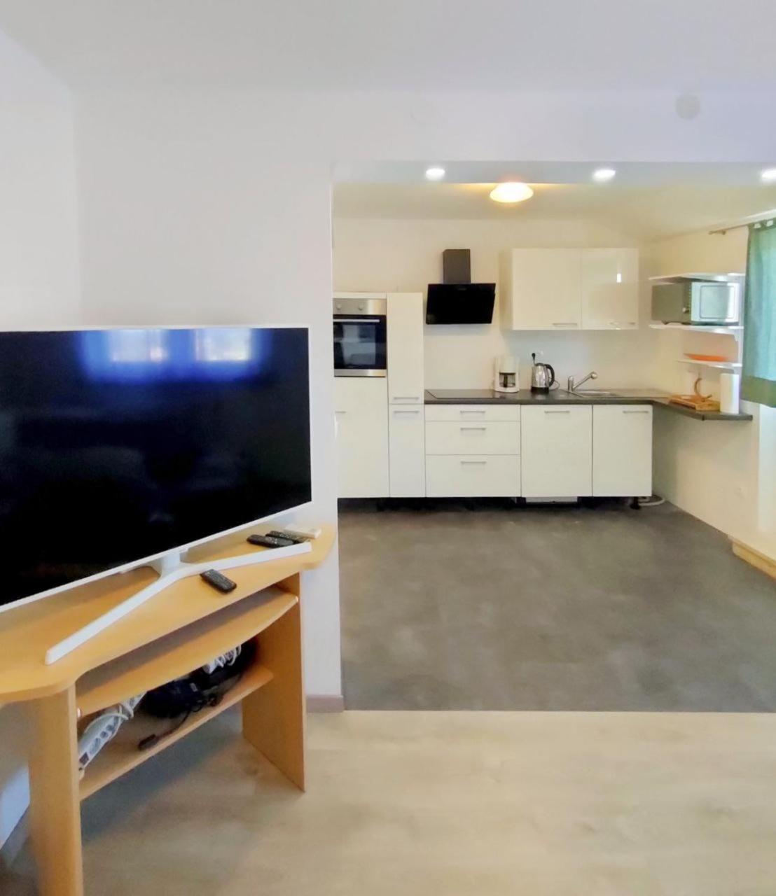 Skajla Apartments Медулин Екстериор снимка